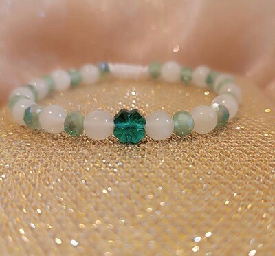 Bratara din cristale verzi, Piatra Lunii si cristal trifoi cu patru foi Swarovski