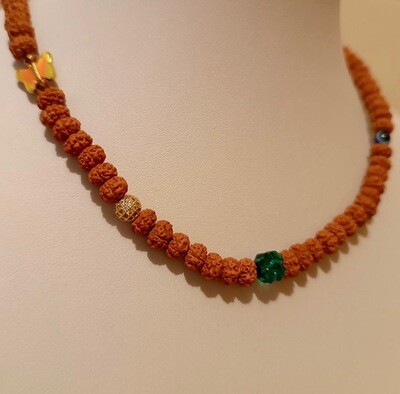 Colier Vadis cu Rudraksha, cristal Swarovski, sfera cu pietre de zirconiu, Ochiul lui Horus si fluture