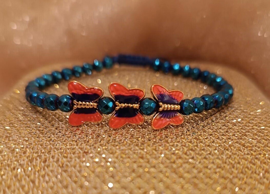Bratara din Hematit cu rhinestone fluturi