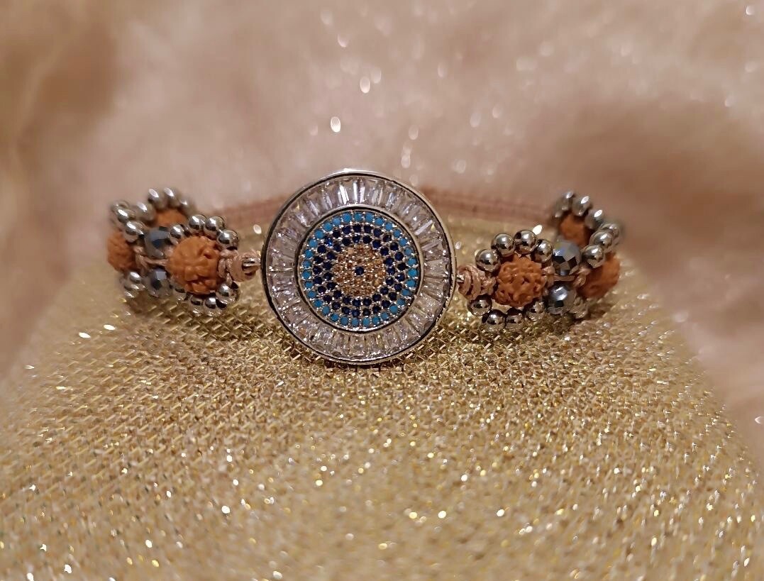 Bratara din Rudraksha, Terahertz, Mandala cu pietre de zirconiu
