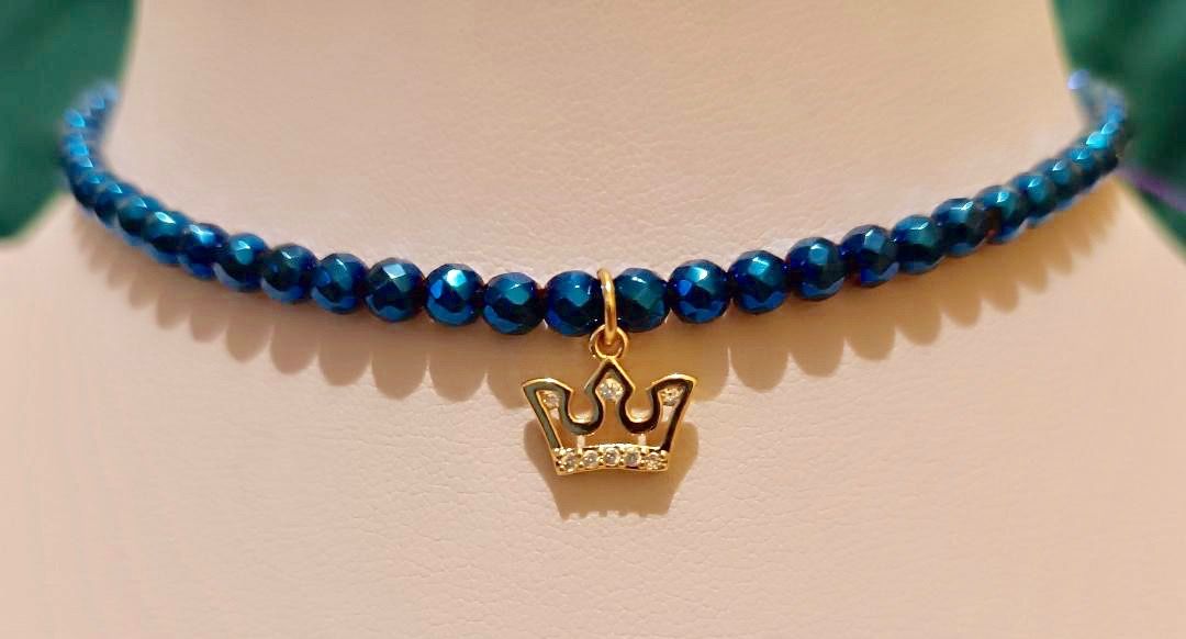 Colier din Hematit si rhinestone coroana cu pietre de zirconiu