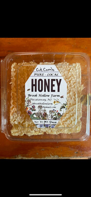Pure Local Honey Comb from Brook Hollow Farms (Piscataway, NJ)