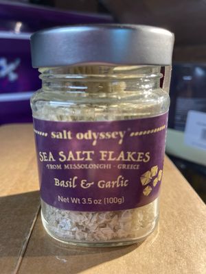 Sea Salt Flakes - Basil + Garlic (3.5oz)