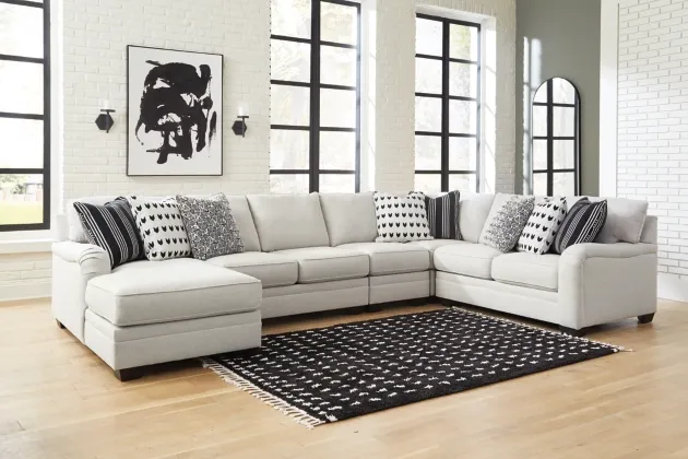 Huntsworth Sectional