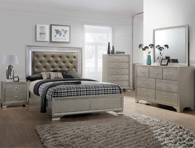 Lisa Bedroom
