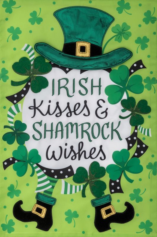 Irish Kisses Applique Flag