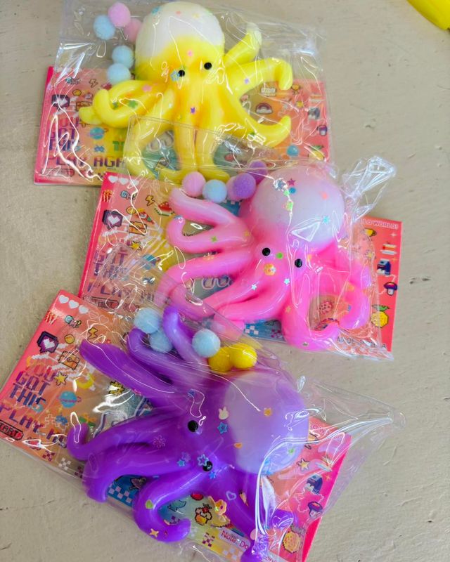 OCTOPUS SQUISHY TOY