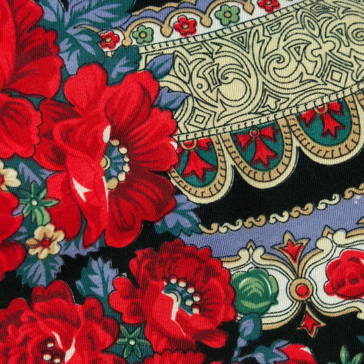 FOULARD polonais POMPONS