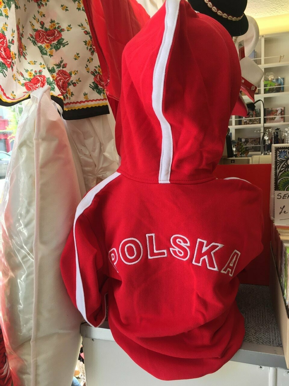 VESTE POLSKA à CAPUCHE ENFANT