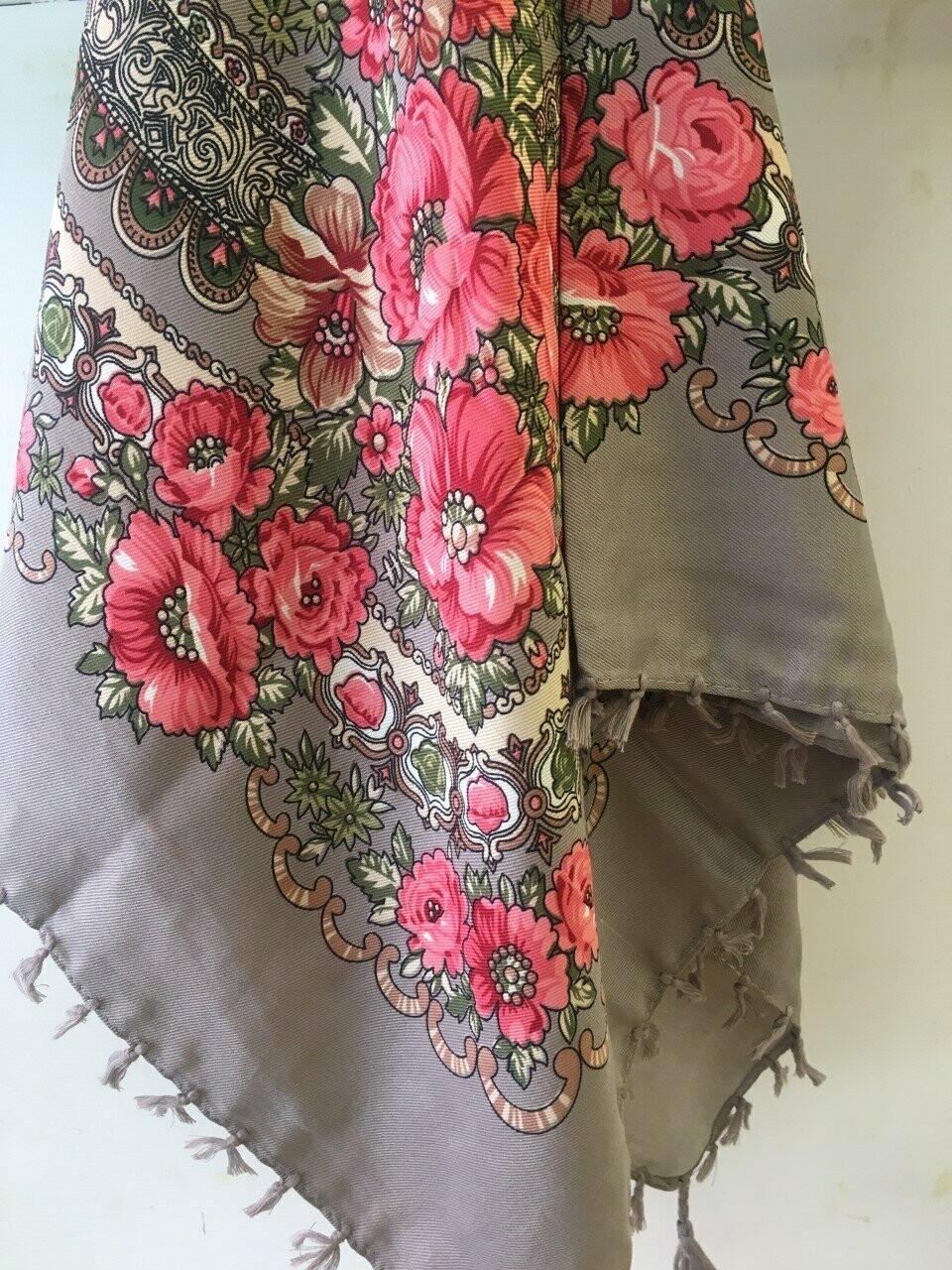 FOULARD polonais POMPONS