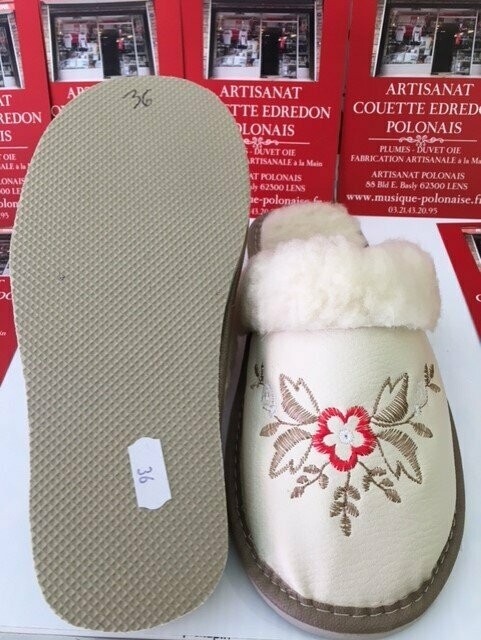 Pantoufles femme fourrées