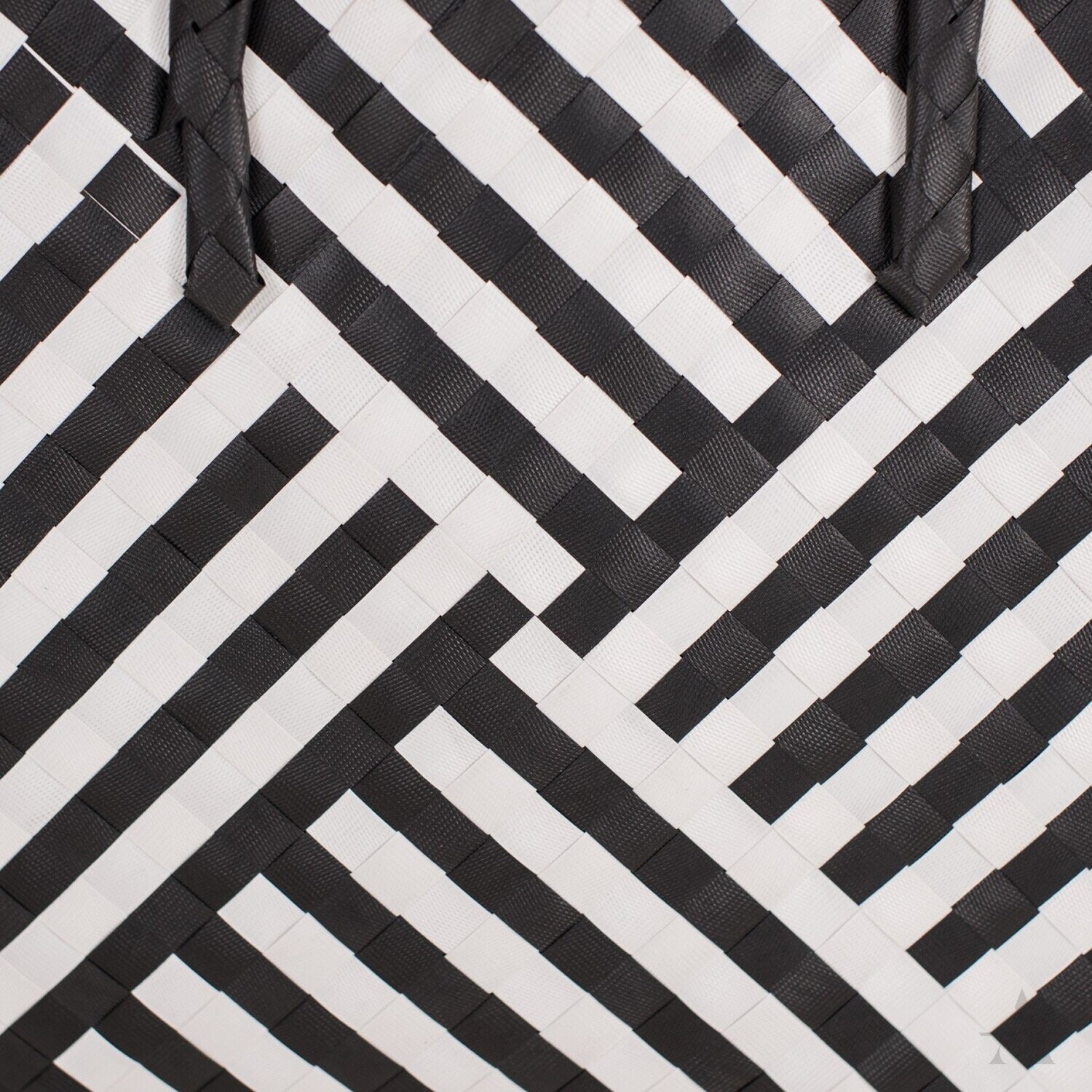 SAC NOIR ET BLANC