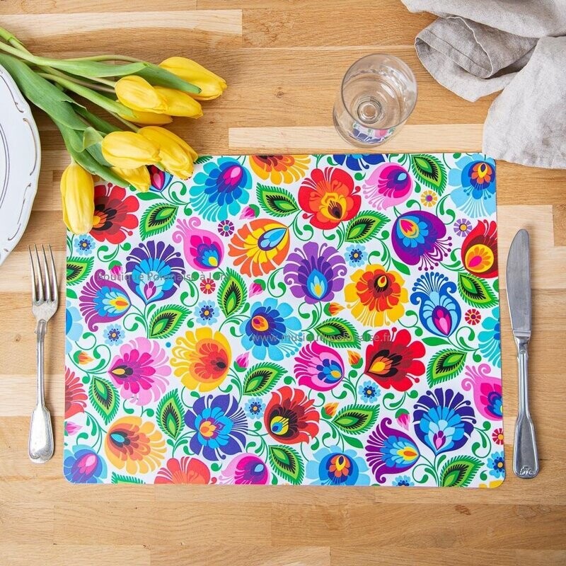set de table motif LOWICZ blanc