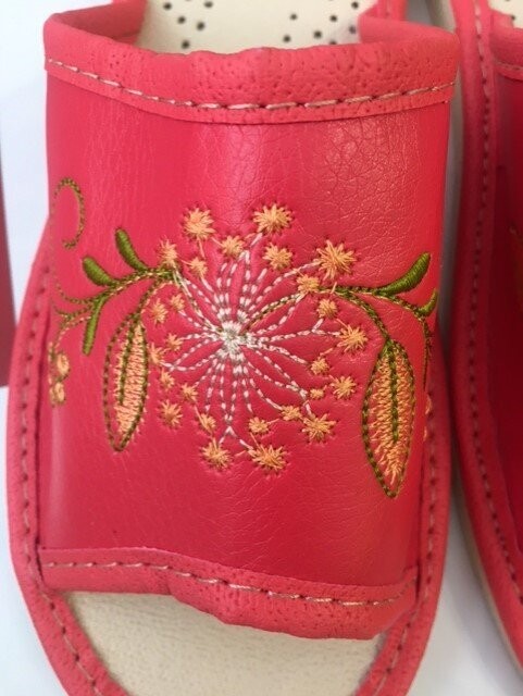 Pantoufles femme nus pieds