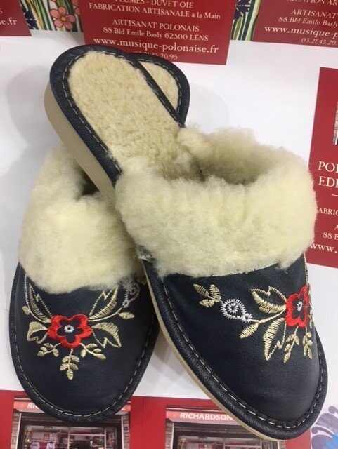 Pantoufles femme fourrées