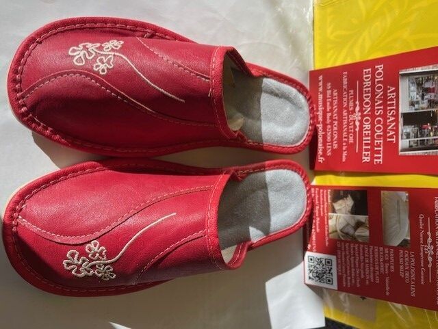 Pantoufles femme rouge 39