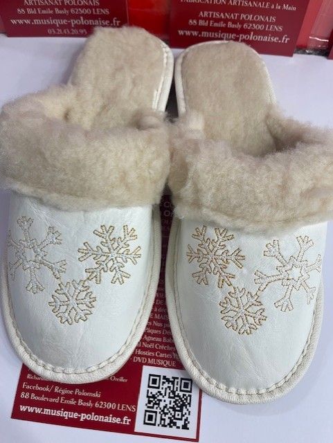 Pantoufles femme fourrées