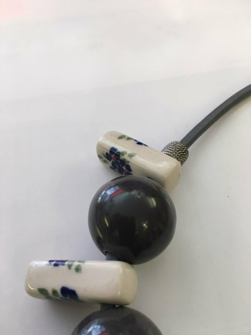 COLLIER en PORCELAINE de BOLESLAWIEC vaisselle