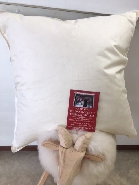 Oreiller en plumes et duvet d'oie 65X65 ferme 1300gr.