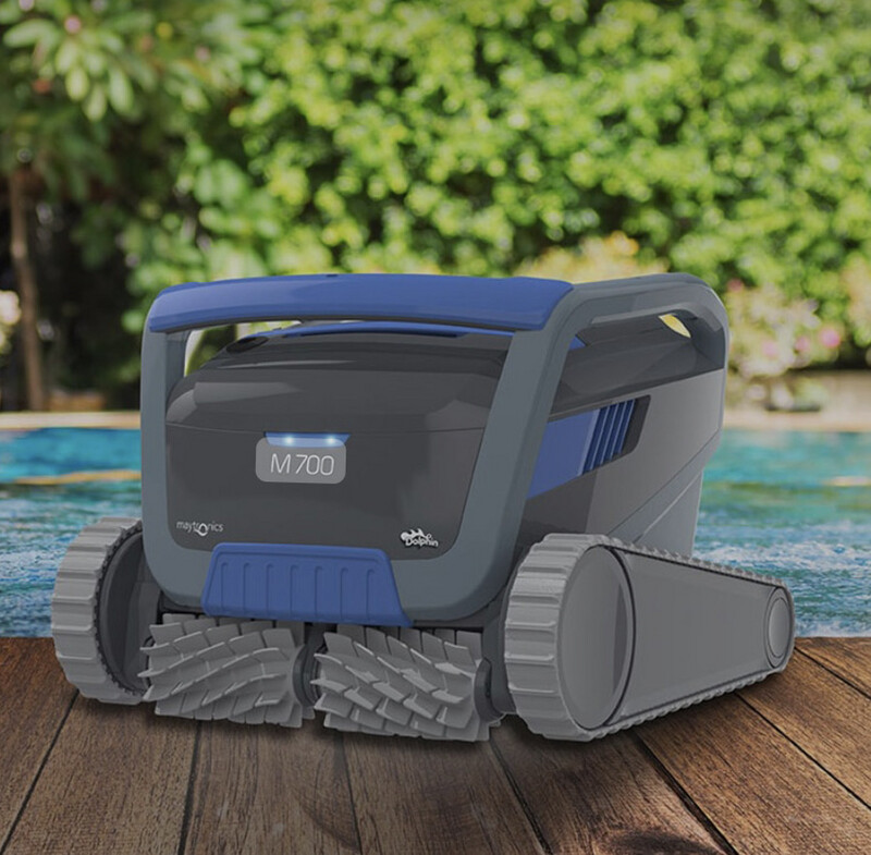 Robot Dolphin M700