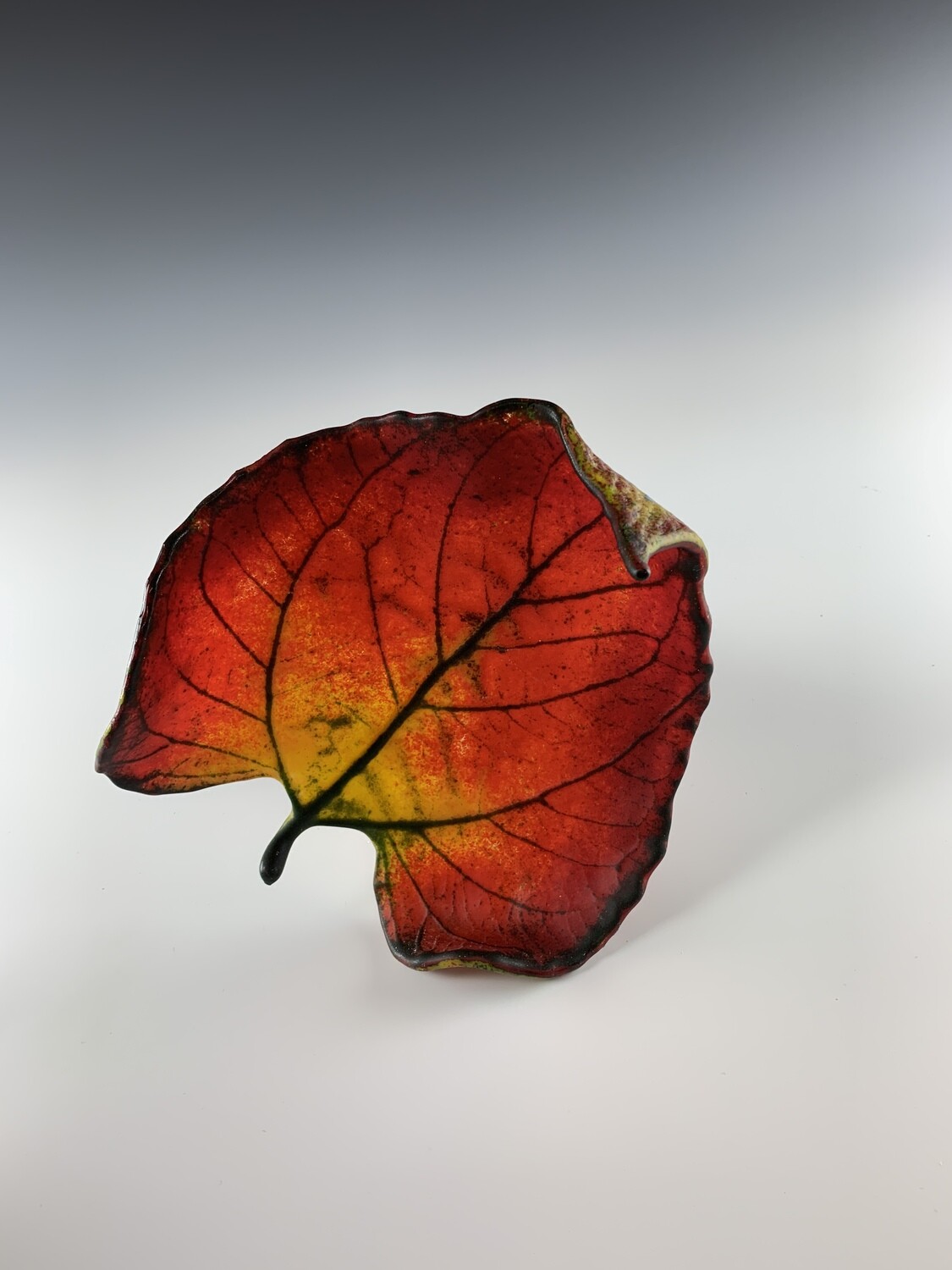 Cast Glass Sunflower Leaf - Medium
