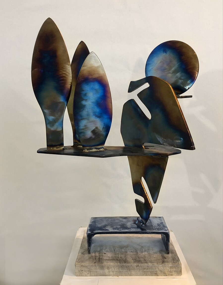 Hazy Moon, Threatened Ridge