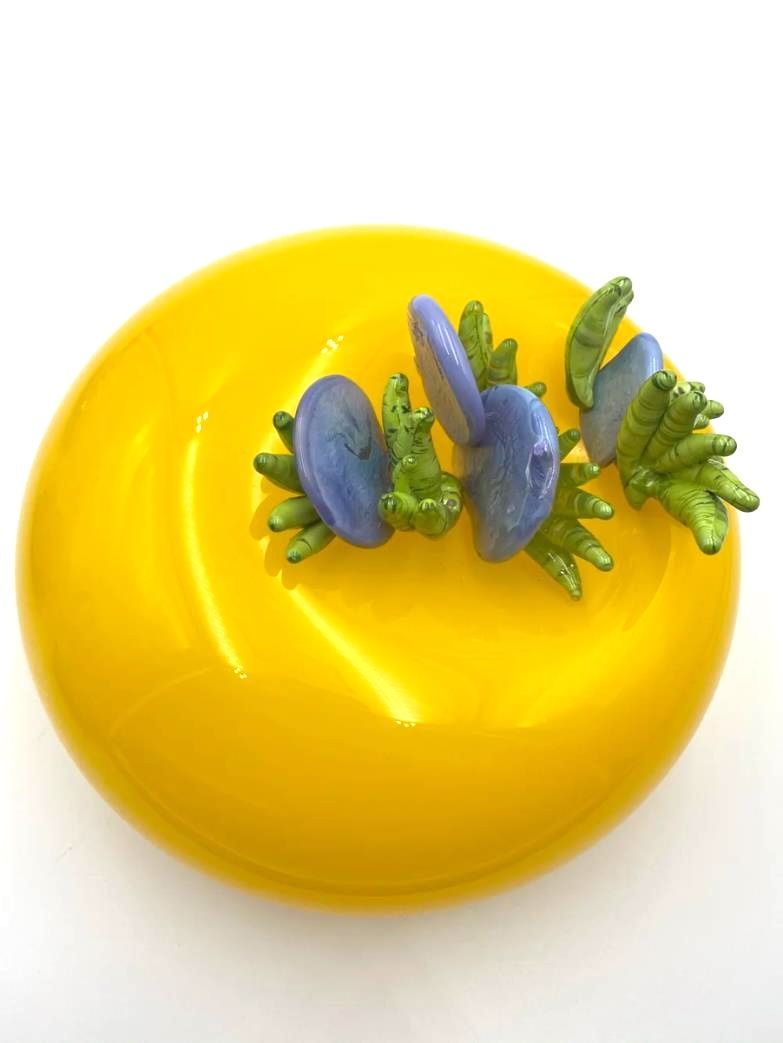 Terra Saxa Yellow with Purple Rose and Green