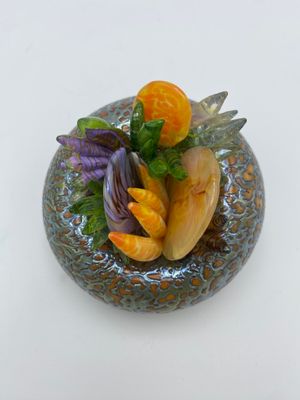 Mottled Green and Cream Orange with Anemone Bits