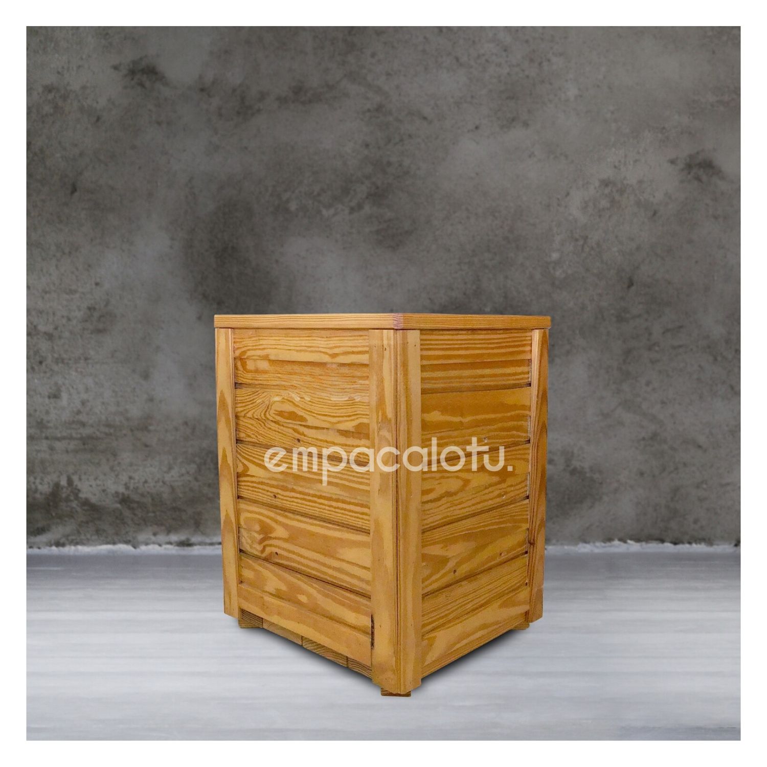 CONTENEDOR DE MADERA SÓLIDA
