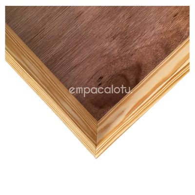 CANASTA PIRAMIDAL DE MADERA | 38.5 x 34 x 7 cm