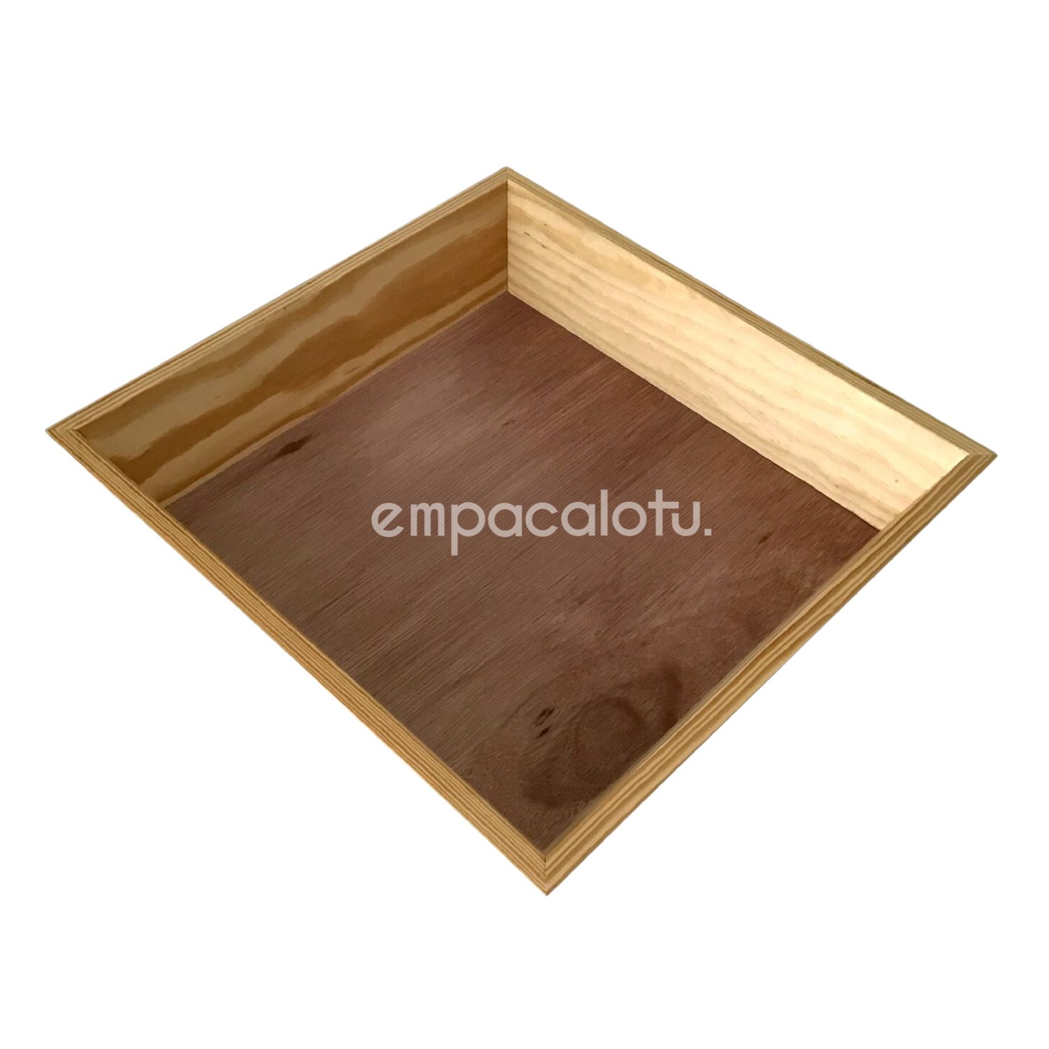 CANASTA PIRAMIDAL DE MADERA | 38.5 x 34 x 7 cm