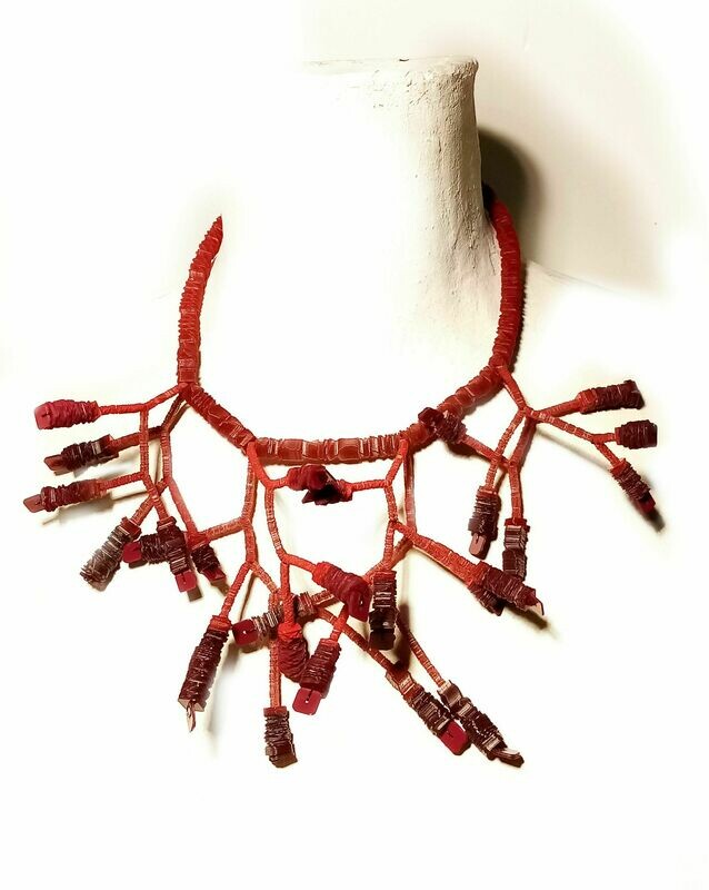 collana girocollo Fuscelli Rossa con Gemme