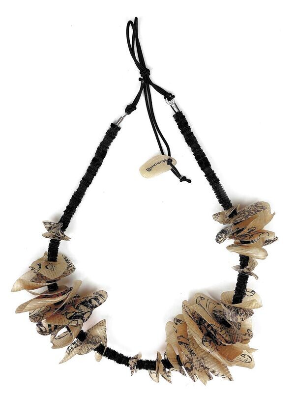 collana Fiori su Petali Color Juta