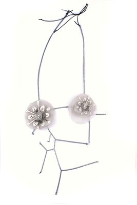 collana Ibridazione in Fiore su Fuscello