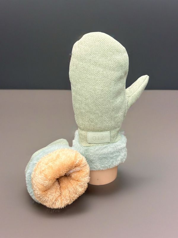 Mittens - Mint green
