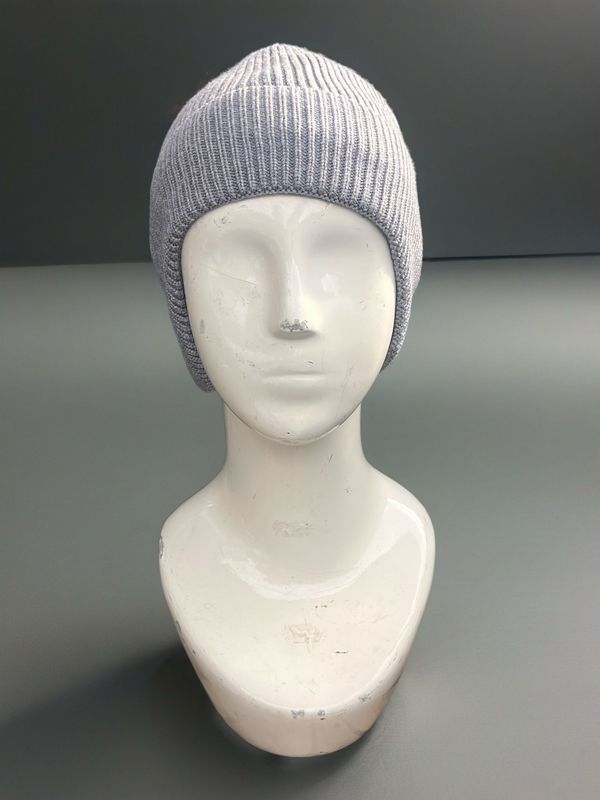 Hat Elvis with earmuffs - Light grey