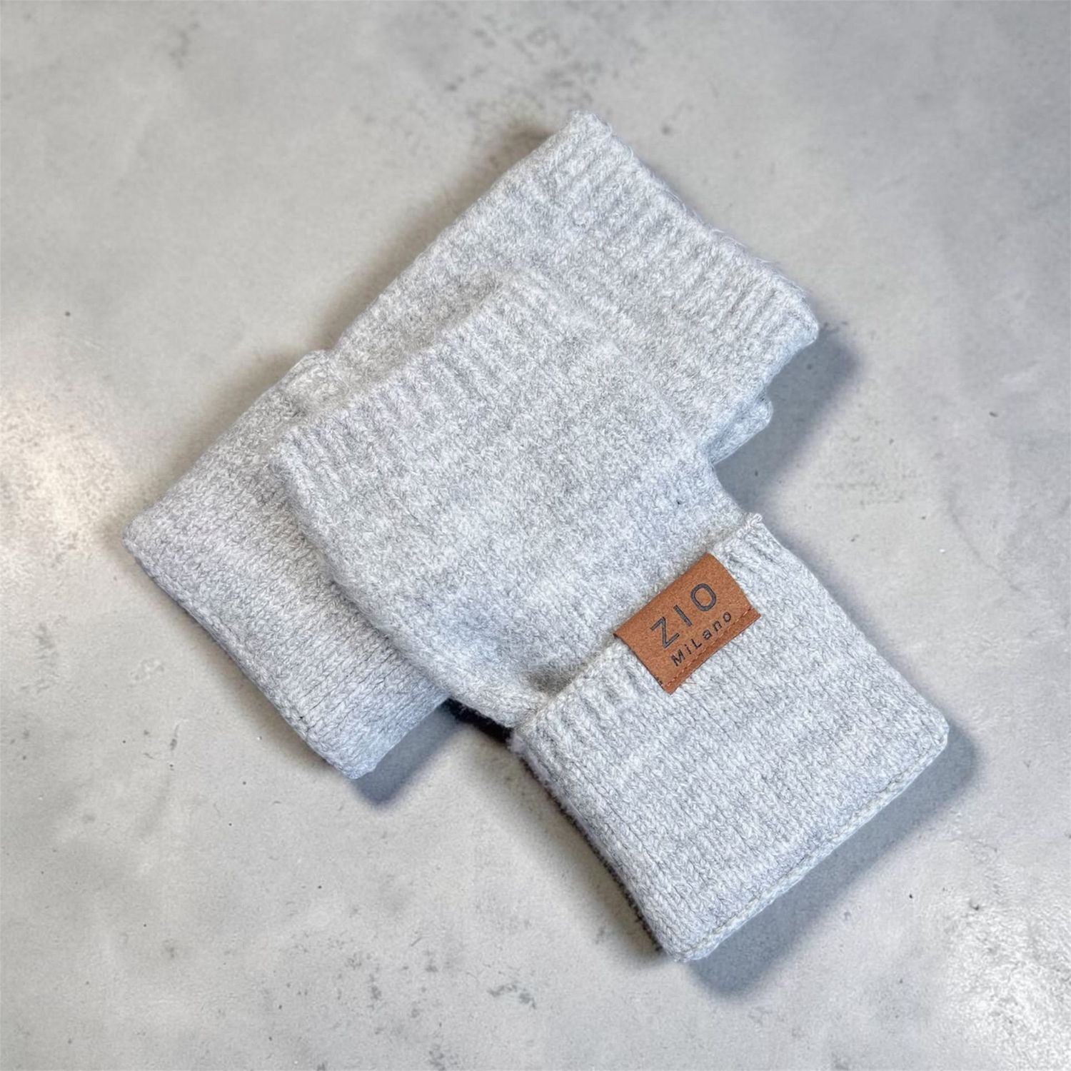 Acrylic gloves - Light grey
