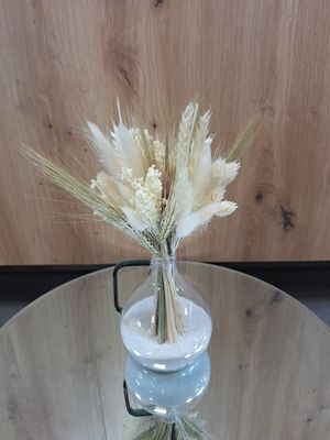 Bouquet vase