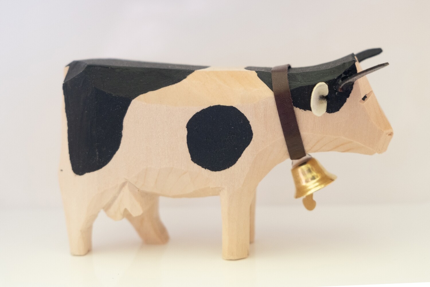 FREIBURGER. Black