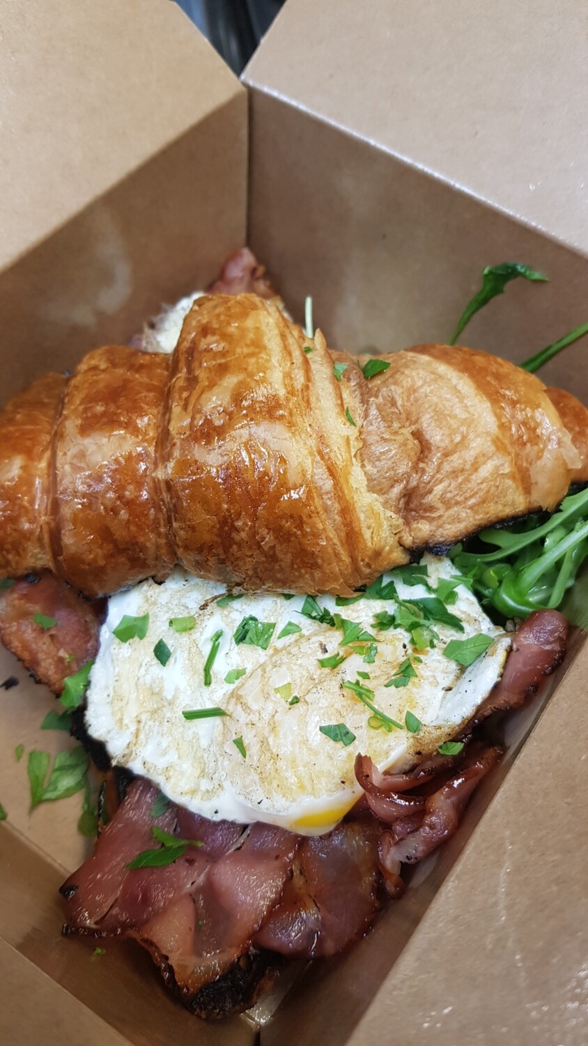 Fried Egg & Crispy Bacon Croissant Fried Egg & Crispy Bacon Croissant