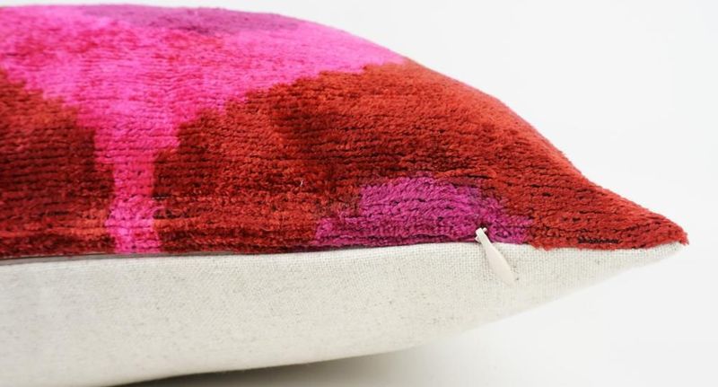 Kissenhülle Ikat „HANDMADE SILK/VELVET“ rosa-pink 50x50cm