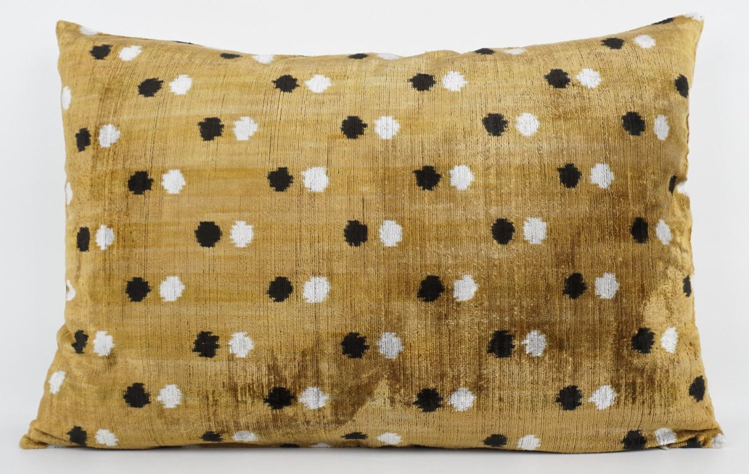 Kissenhülle Ikat „HANDMADE SILK/VELVET“ Punkte gold 40x60cm