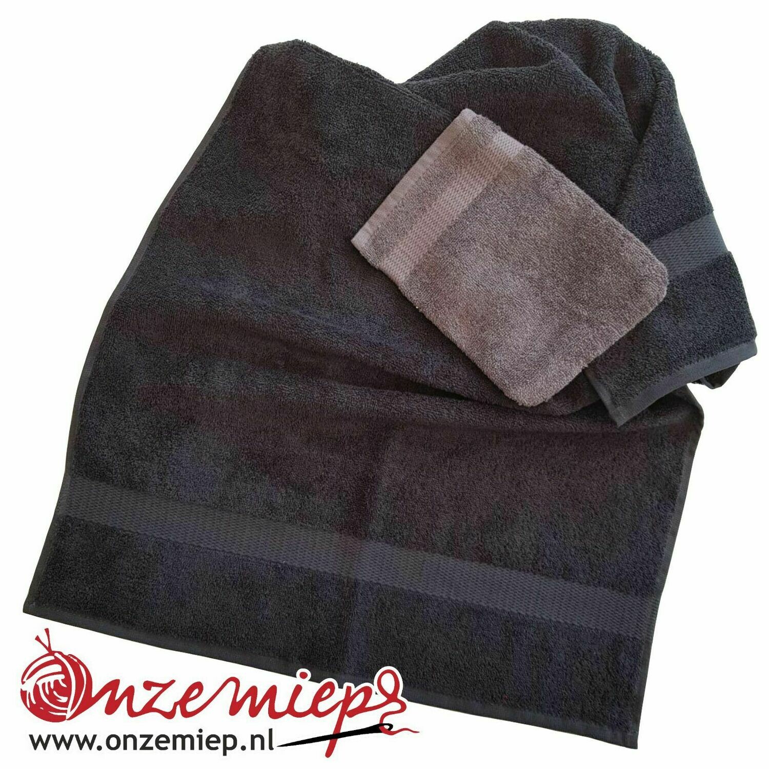 Handdoek met naam - zwart - 50 x 100 cm, Welke kleur washandje mag er bij?: antraciet