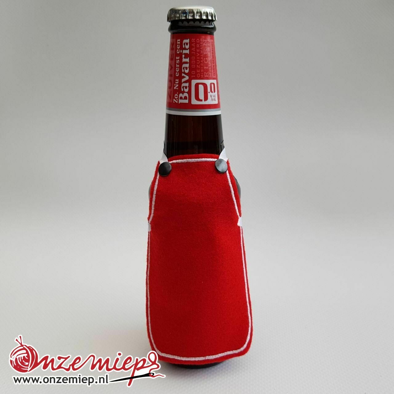 Ontwerp uw eigen schortje voor bierfles - Rood