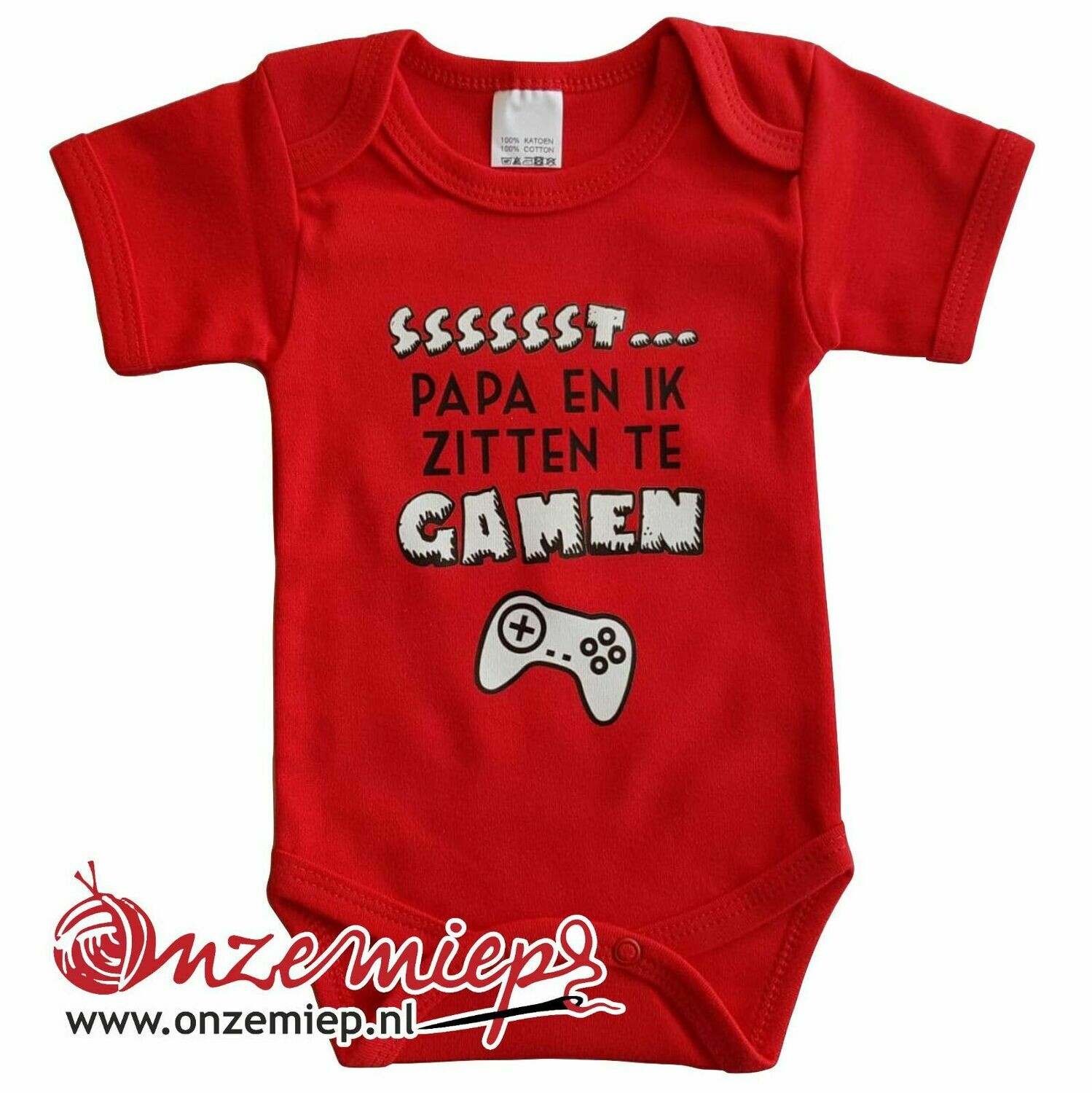 Rode romper met &quot;Sssssst... Papa en ik zitten te gamen&quot; - maat 80