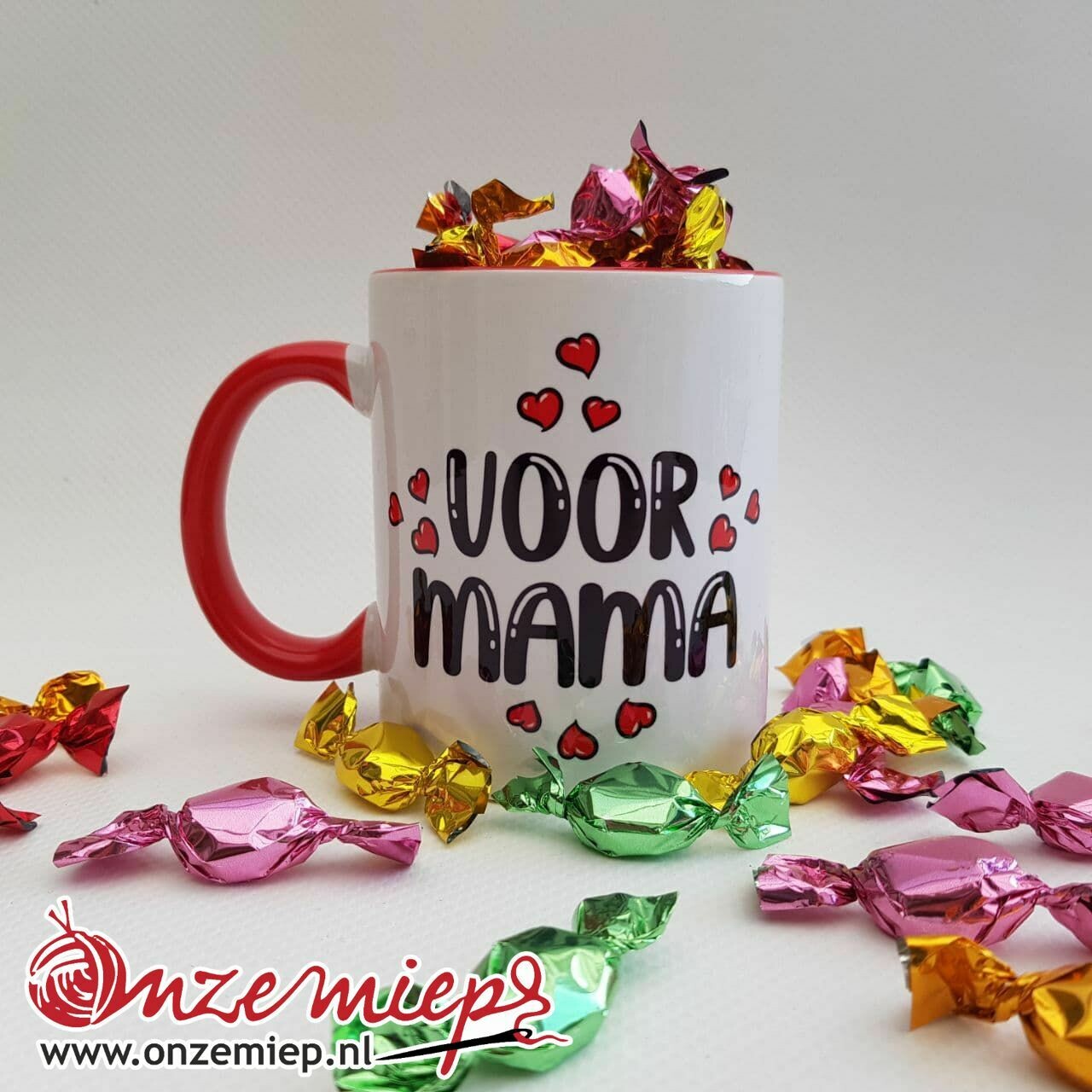Mok of beker met &quot;Voor mama&quot;