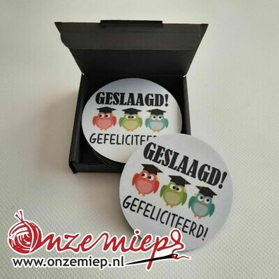 6 onderzetters met &quot;Geslaagd! Gefeliciteerd&quot;