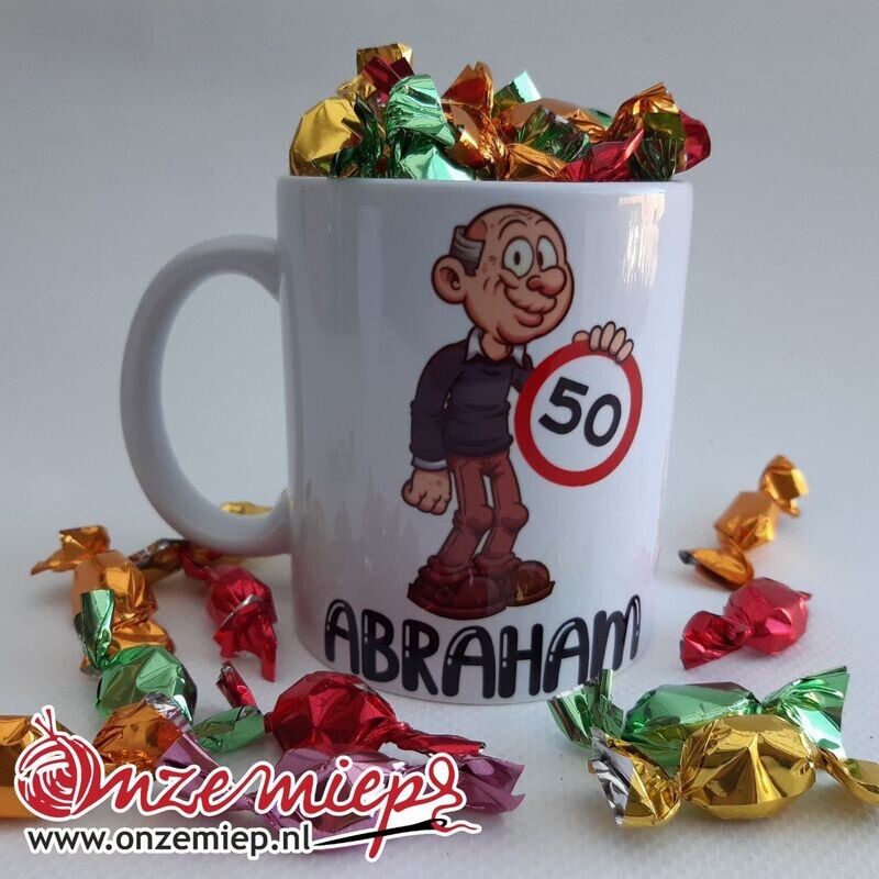 Mok of beker met &quot;Abraham - Van harte gefeliciteerd met je 50e verjaardag!&quot;