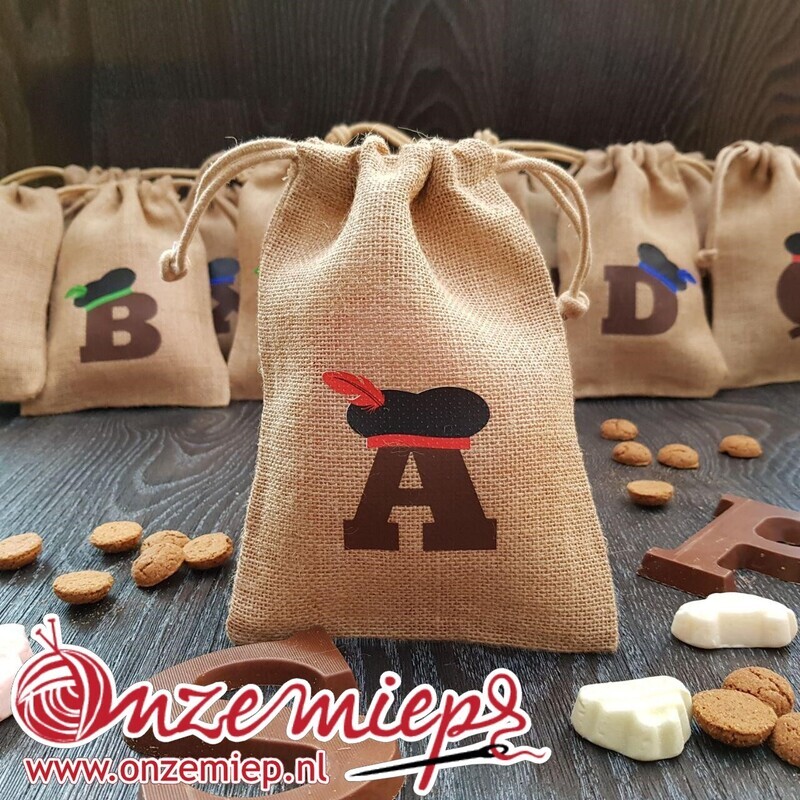 Jute pepernotenzakjes - letters