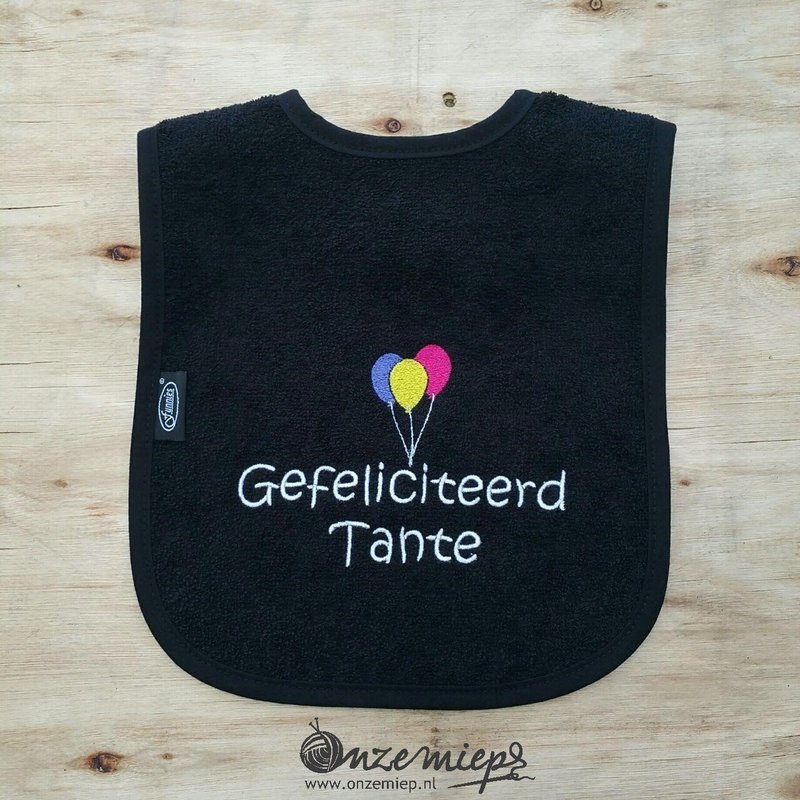 Zwarte slab met &quot;Gefeliciteerd tante&quot;